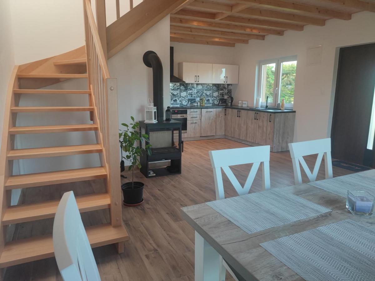 Zakatek Ciszy. Villa Sluchowo Eksteriør bilde